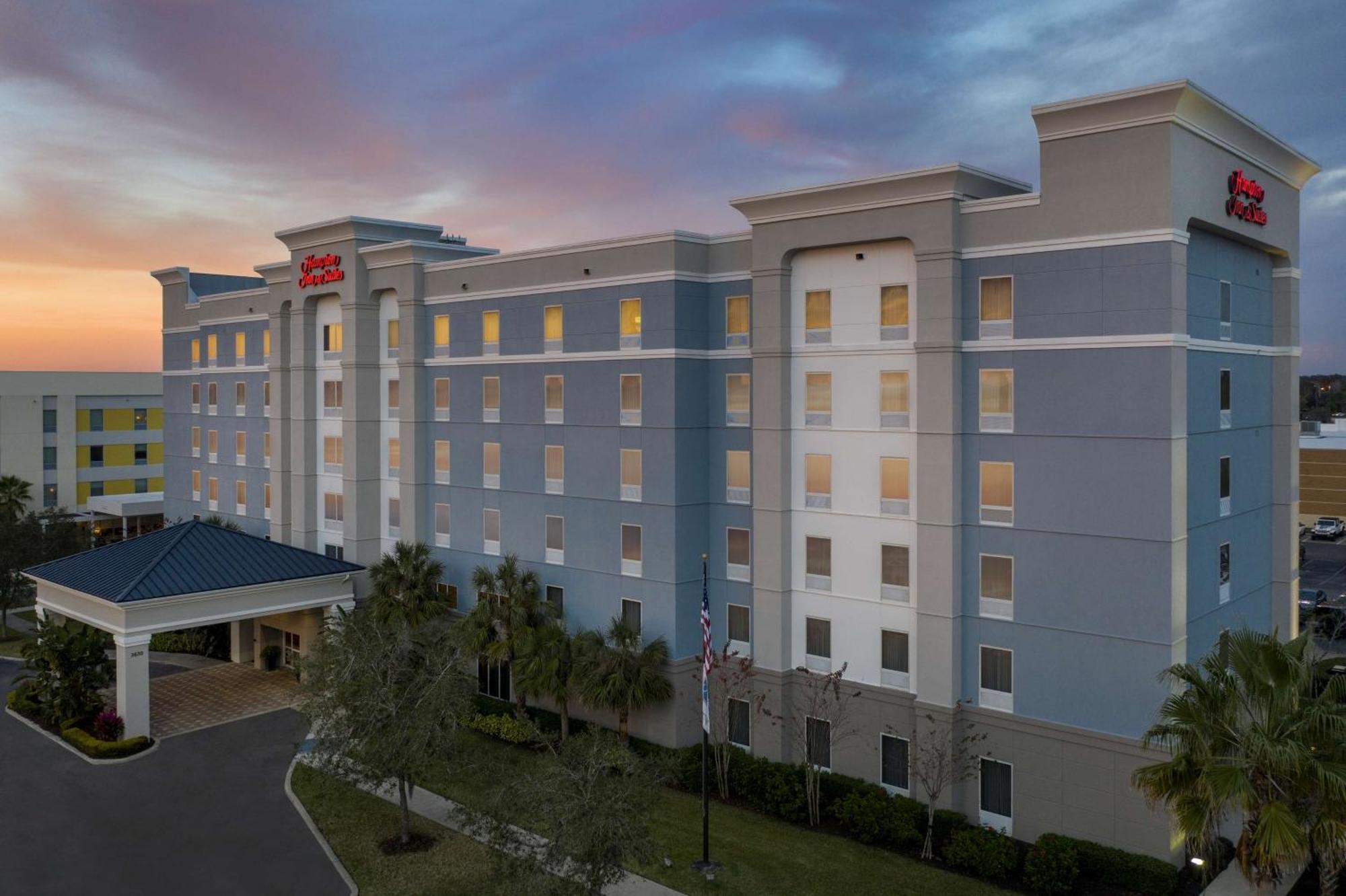 Hampton Inn & Suites Lakeland-South Polk Parkway Exterior photo