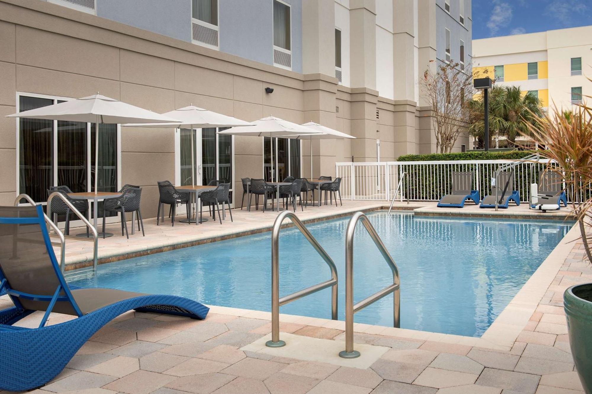 Hampton Inn & Suites Lakeland-South Polk Parkway Exterior photo