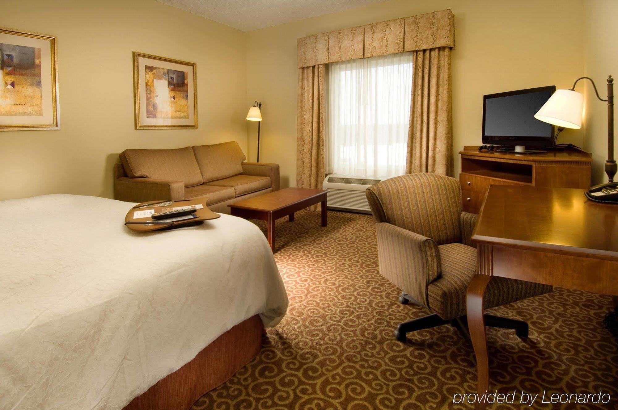 Hampton Inn & Suites Lakeland-South Polk Parkway Room photo