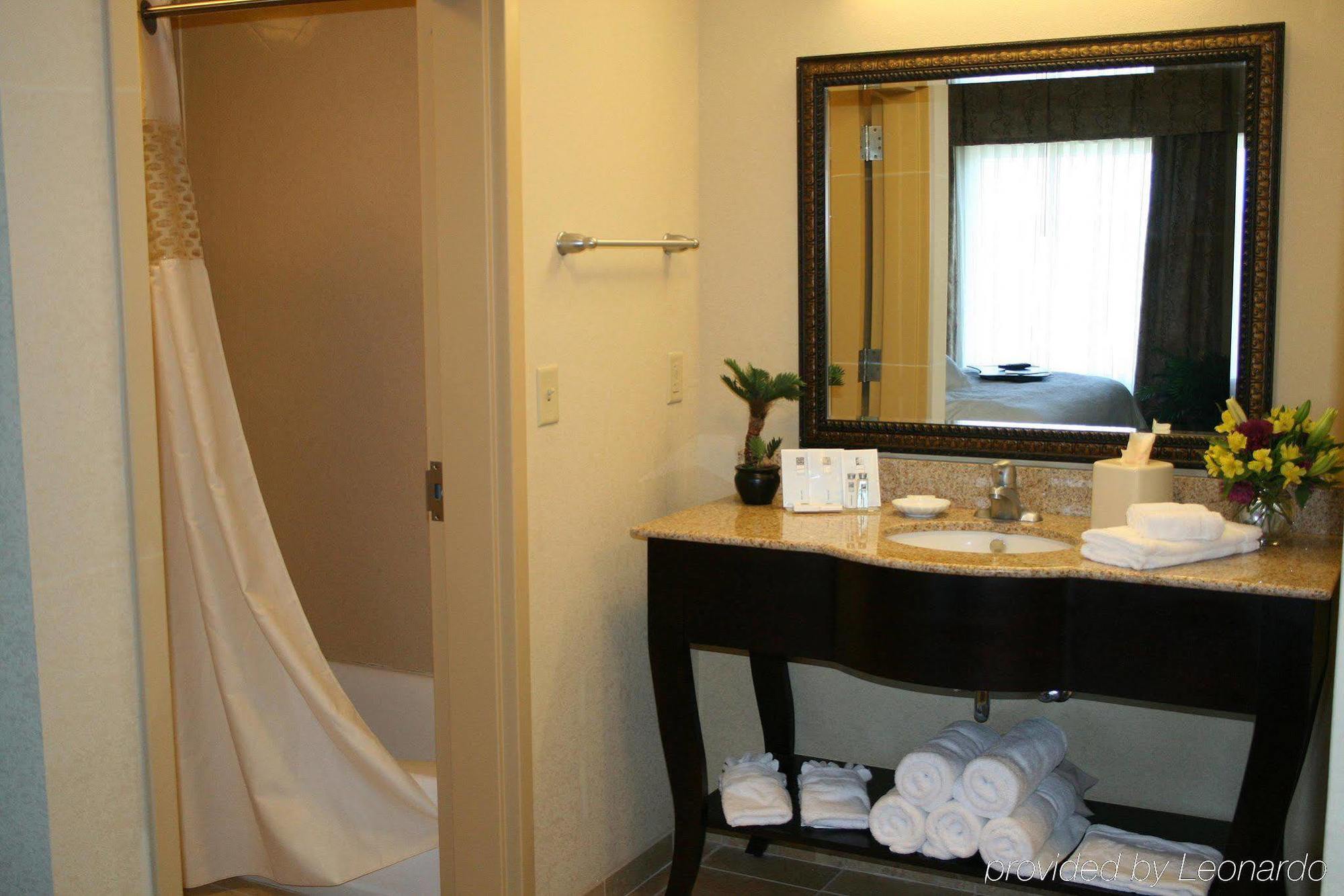 Hampton Inn & Suites Lakeland-South Polk Parkway Room photo